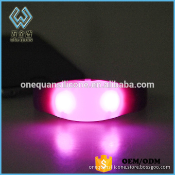 Fournisseur LED clignote en cours d'execution silicone bracelet